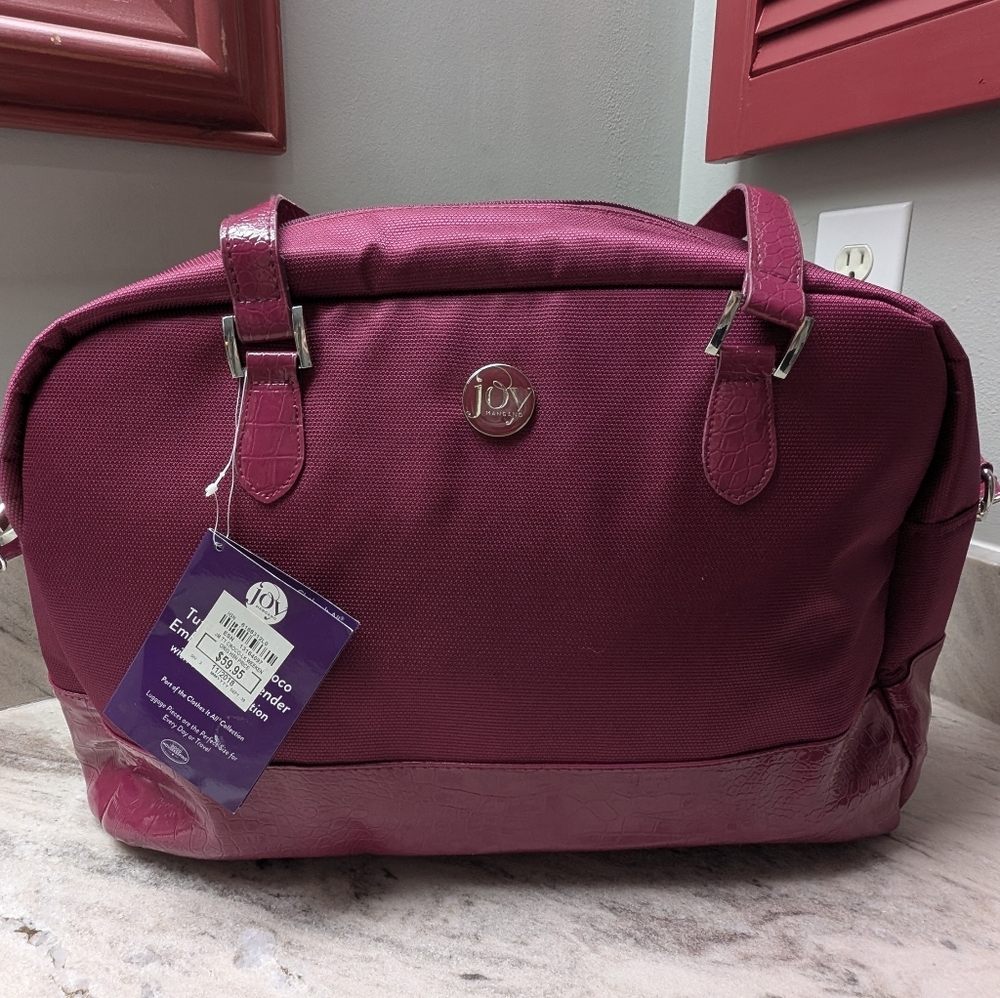 TuffTech & Croco Embossed Weekender - Picture 3 of 7